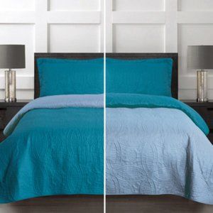 Reversible 3pc quilt set Cal king turquoise